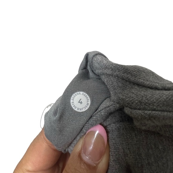 Lululemon Scuba High-Rise Jogger *Full Length | Women's Joggers size 4 - Picture 4 of 5